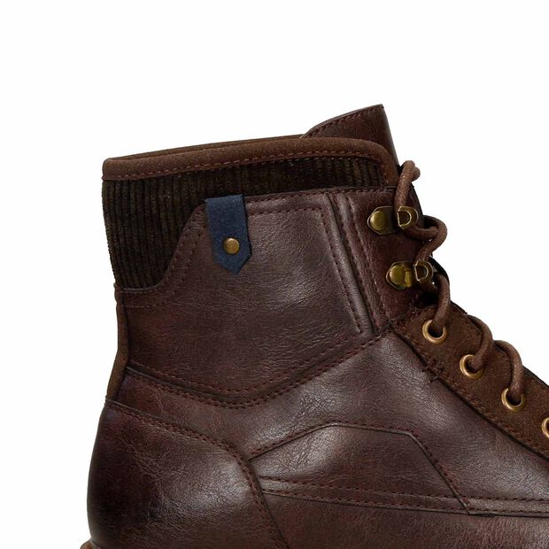 Botas Para Hombre Bata Logan Boot, 