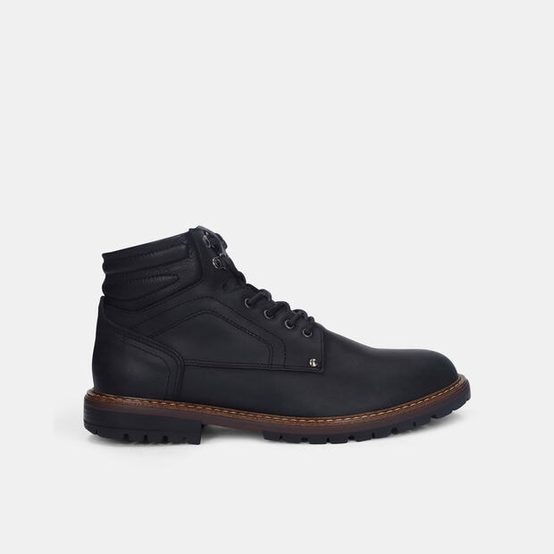 Bota Para Hombre Bata Negro Oscar Leandro, 