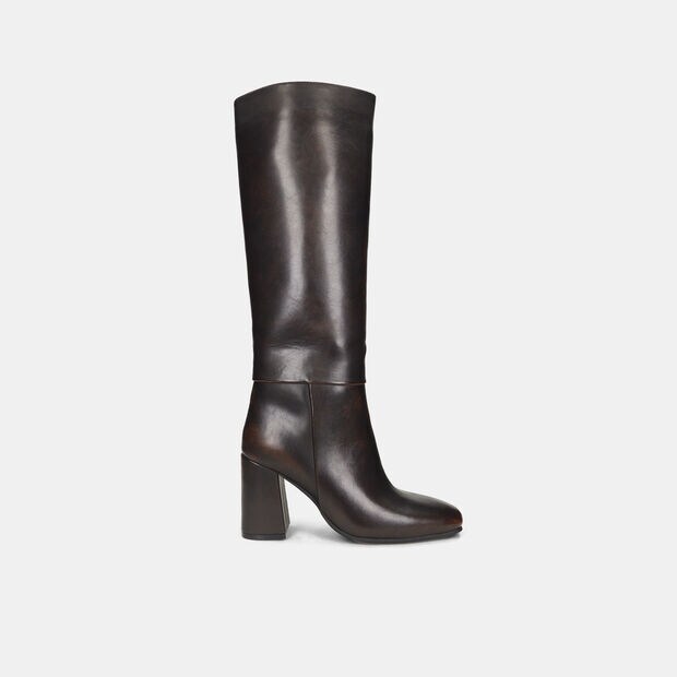 Bota Para Mujer Bata Caf&eacute; Oscuro Noxema, 
