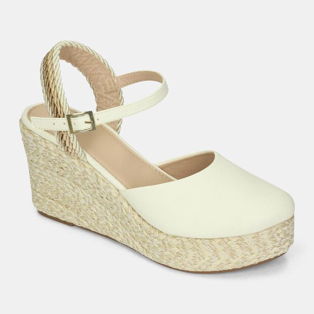 Sandalias Para Mujer Bata Multicolor Kyma, 