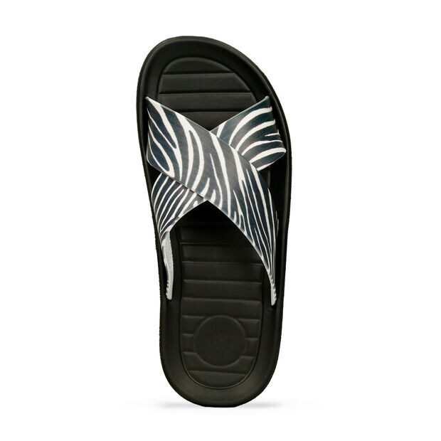 Sandalias Para Mujer Sandak Negro Leonie S, 