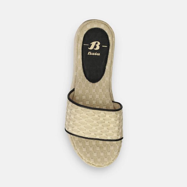 Sandalias Para Mujer Bata Beige Koely, 