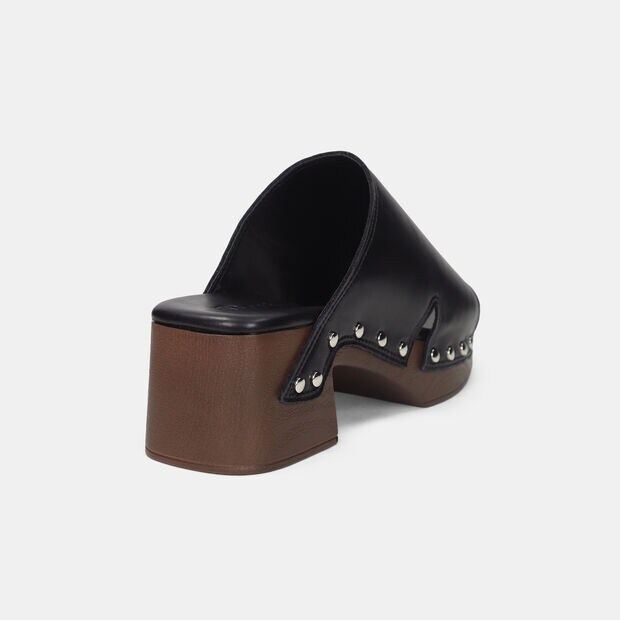 Sandalia Para Mujer Bata Negro Limena, 