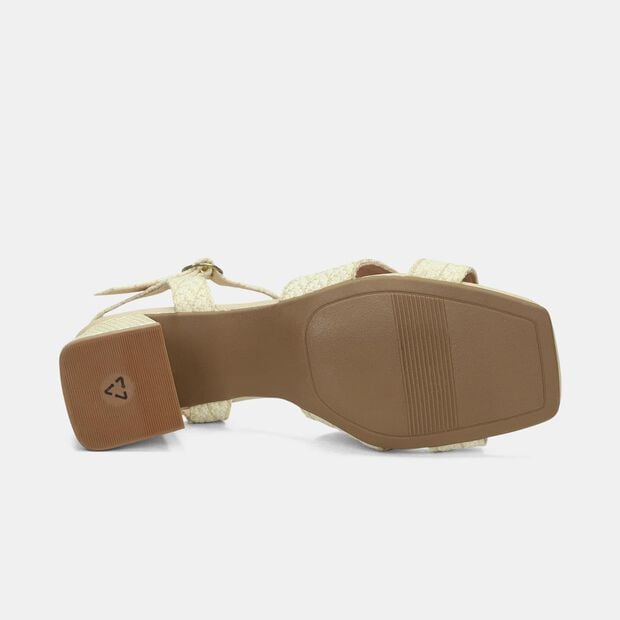 Sandalias Para Mujer Bata Beige Kahana, 