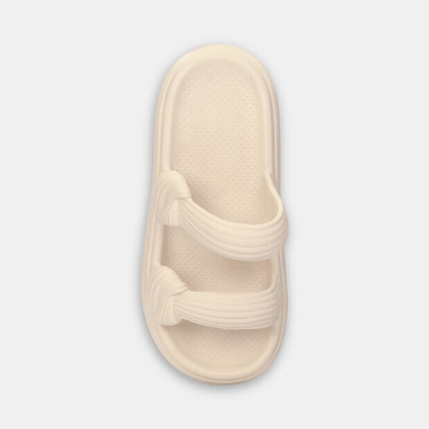 Pantufla Para Mujer Bata Negro Bata Luxe, 
