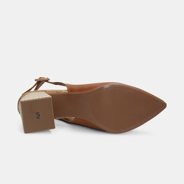 Tacones Para Mujer Bata Caf&eacute; Oscuro Laila, 