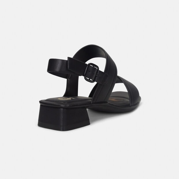 Sandalias Para Mujer Bata Negro Rebecca, 