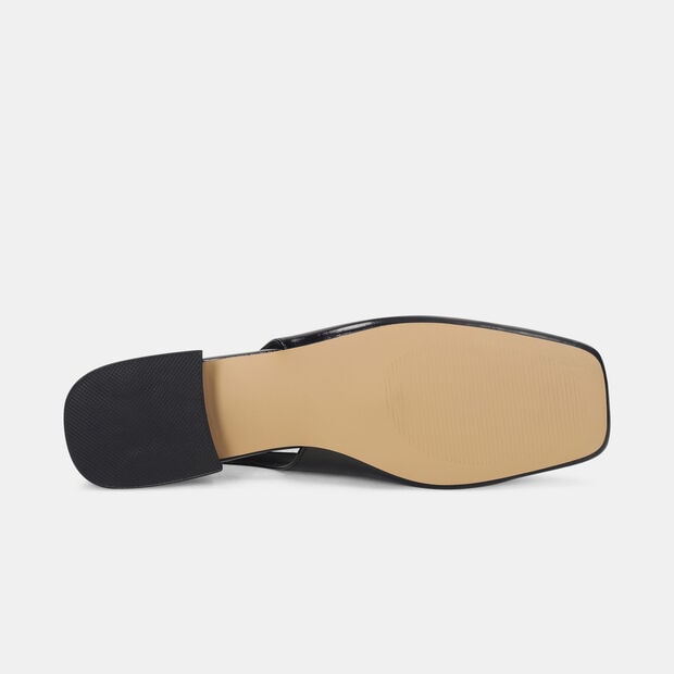 Baletas Para Mujer Bata Beige Guja, 