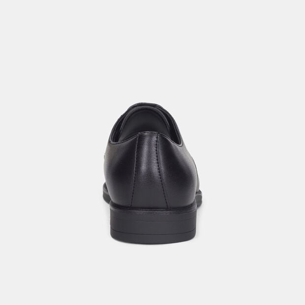 Zapato Formal Para Hombre Bata Negro Iquitos, 