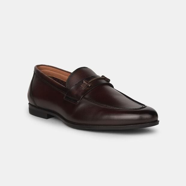 RED LABEL SLIP-ON CASUAL SHOES FOR MEN