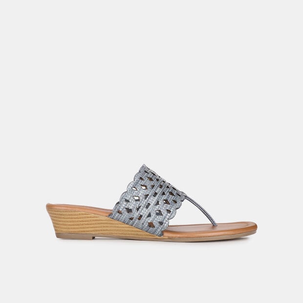 BATA MID-HEEL WEDGE THONG SLIPPERS FOR WOMEN