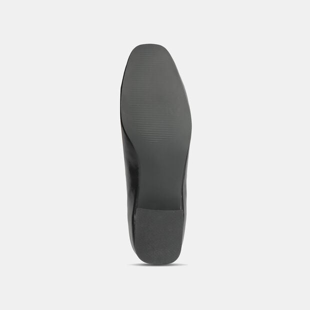 Bata Pumps For Women