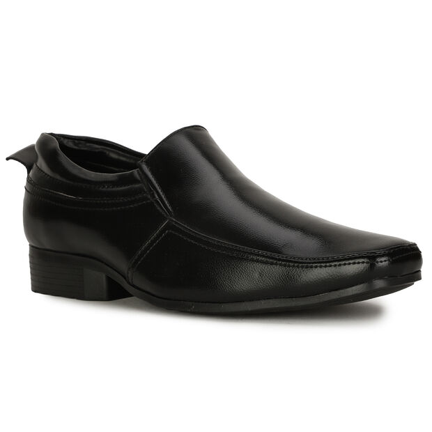Bata Sports Shoes for Men