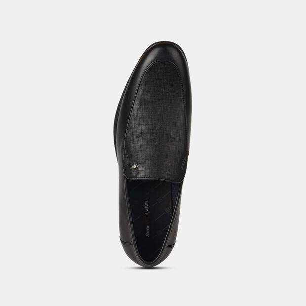 RED LABEL SLIP-ON CASUAL SHOES FOR MEN