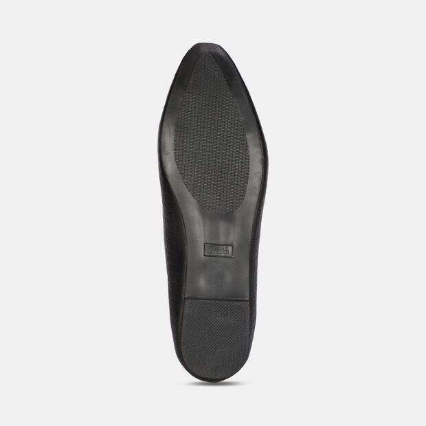 BATA TEXTURED ROUND TOE BALLERINA FLATS FOR WOMEN