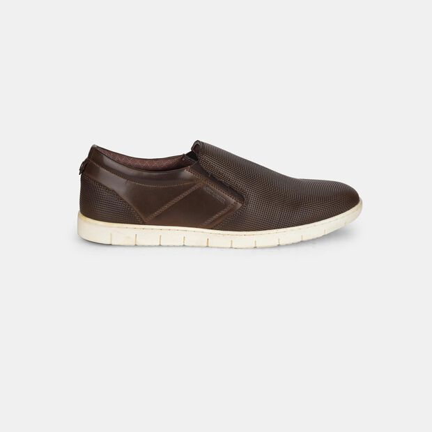 Red Label Slip-on Casual Shoes for Men