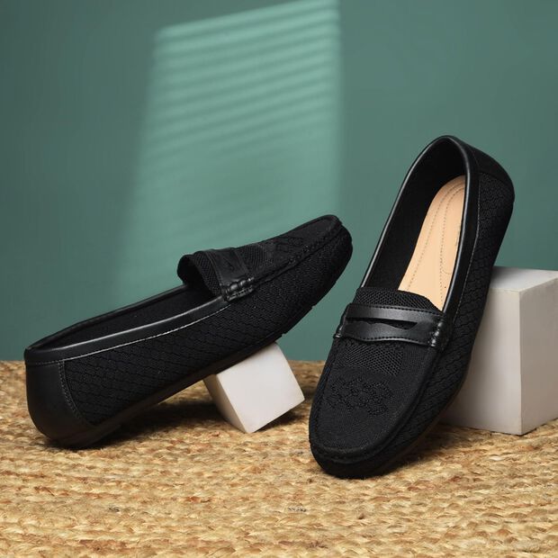 BATA CASUAL MOCCASINS FOR WOMEN
