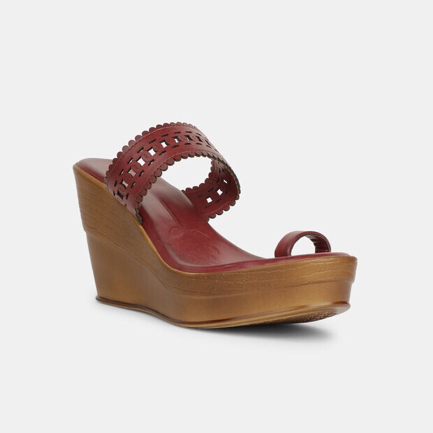 Bata Toe Ring For Women