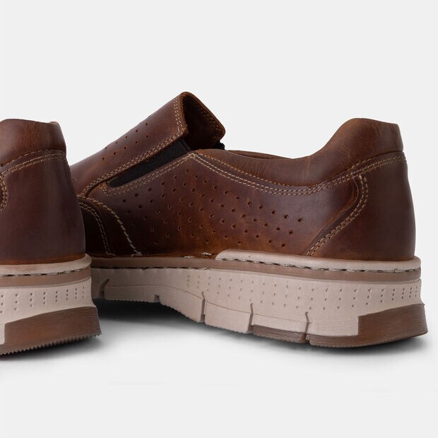 P&aacute;nsk&aacute; kožen&aacute; slip-on obuv , p&iacute;skov&aacute;