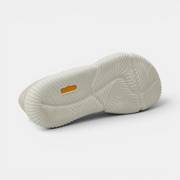 D&aacute;msk&eacute; barefoot tenisky z kůže Bata, b&iacute;l&aacute;