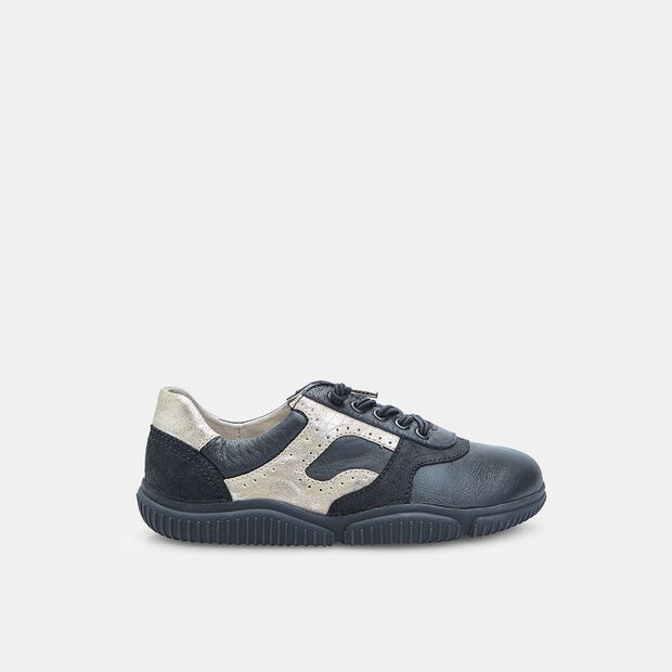 D&aacute;msk&eacute; barefoot tenisky z kůže Baťa, čern&aacute;