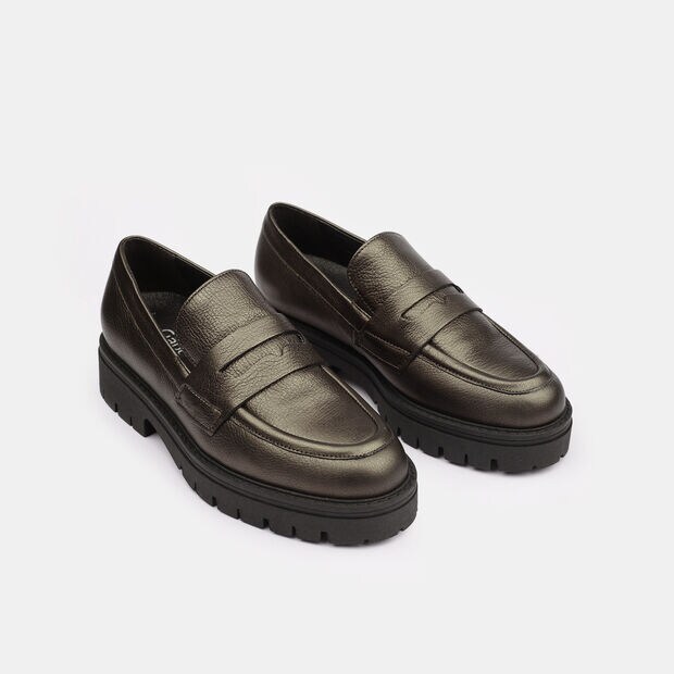 Kožen&eacute; d&aacute;msk&eacute; penny loafers na hrub&scaron;&iacute; pode&scaron;vi, bronzov&aacute;