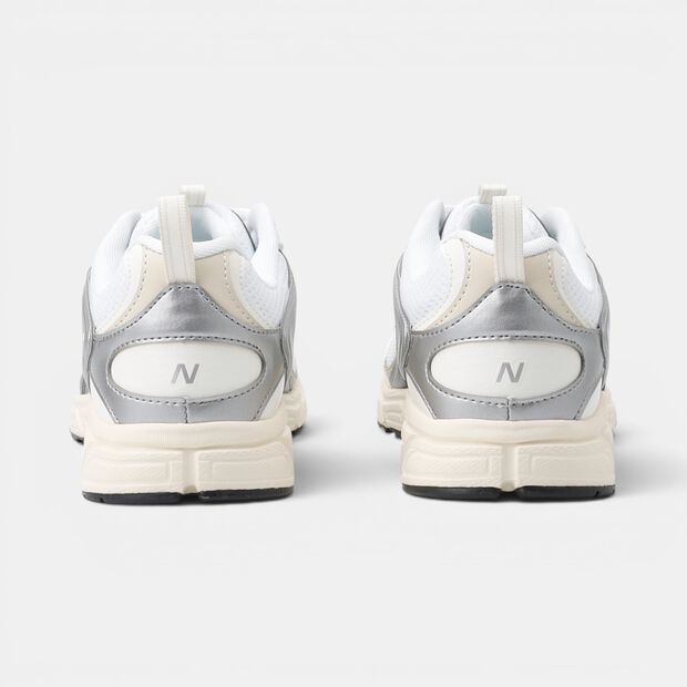 D&aacute;msk&eacute; tenisky NEW BALANCE 408, stř&iacute;brn&aacute;