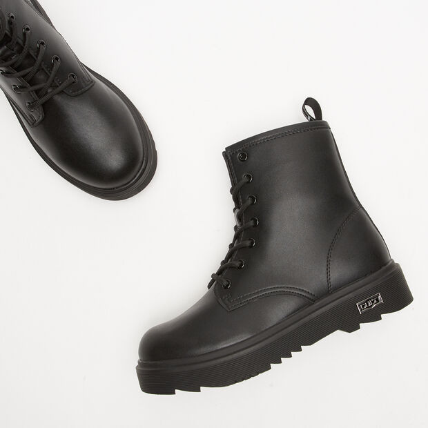 Cult M&auml;dchen Stiefel mit Platform-Sohle, Schwarz