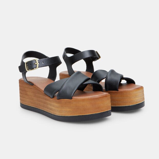 Women's Leather Sandals with 6.5 cm platform BATA, Black