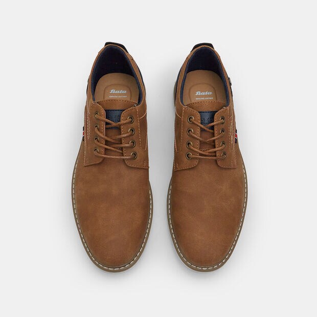 Chaussure &agrave; lacets d&eacute;contract&eacute;e pour homme BATA, Marron