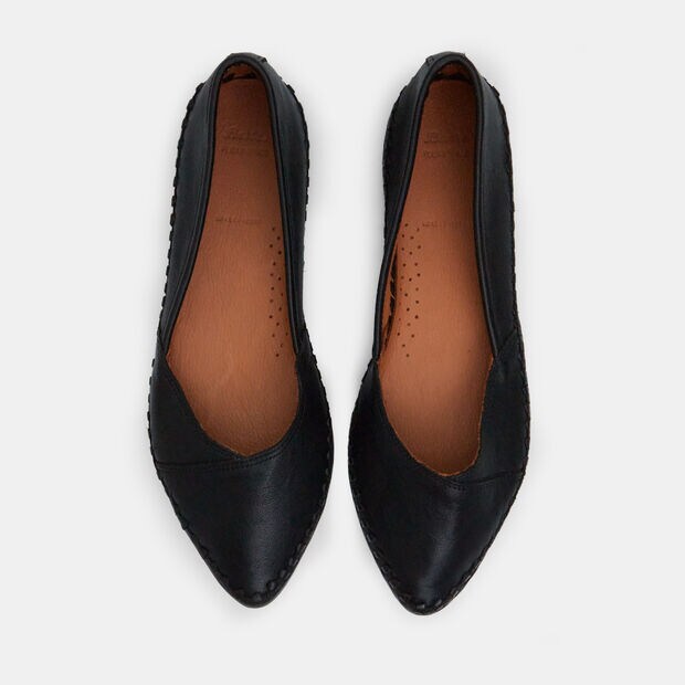 Women's leather ballerina shoes, 