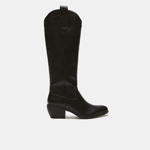 Kniehohe Stiefel mit kubanischem Absatz, 