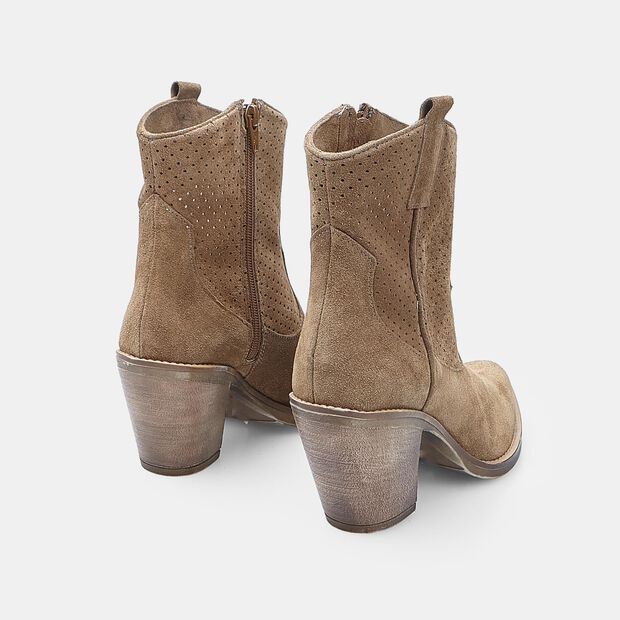 BATA Women's Western Suede Ankle Boots, Tan