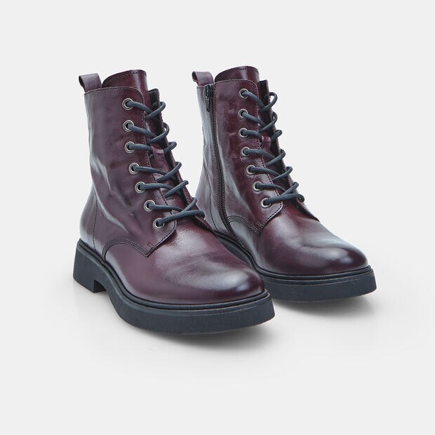 Women's leather ankle boots Bata, Bordeaux