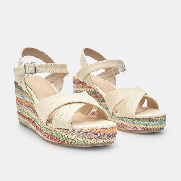 Damenschuhe mit Keilabsatz BATA, 
