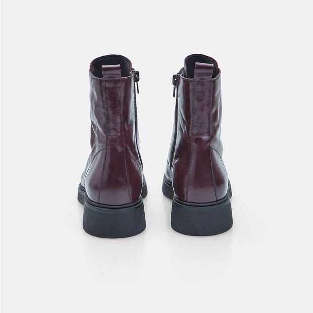 Women's leather ankle boots Bata, Bordeaux