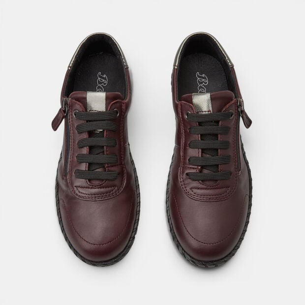 Bata women's lace-up shoe, 