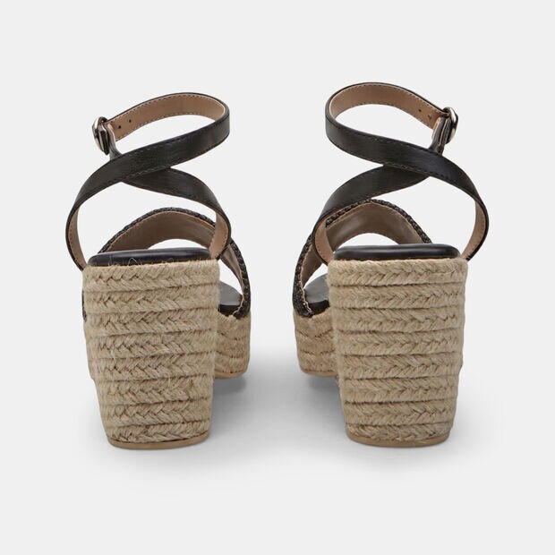 Women's wedge sandal with ankle strap Bata, Black