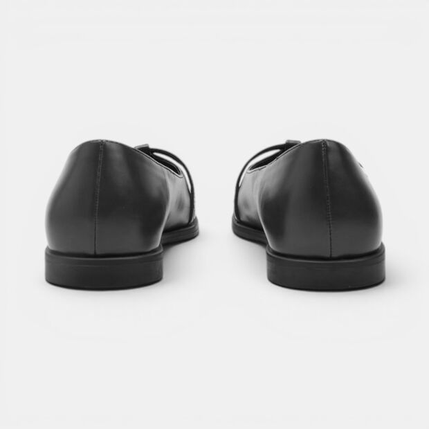 Leather ballerina with Bata strap decoration, Black