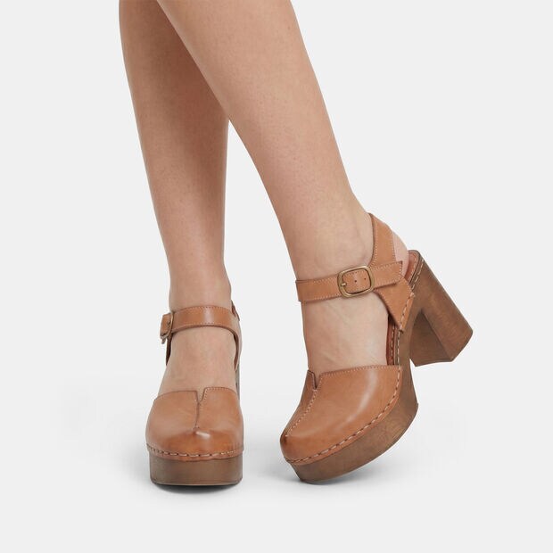 Damenledersandalen mit 9 cm Absatz und Plateau BATA, Braun