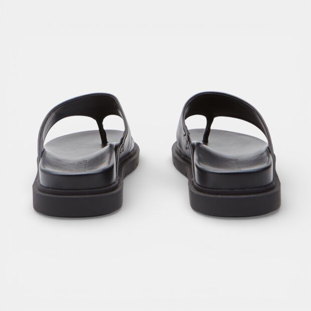 Bata women's thong sandal, 