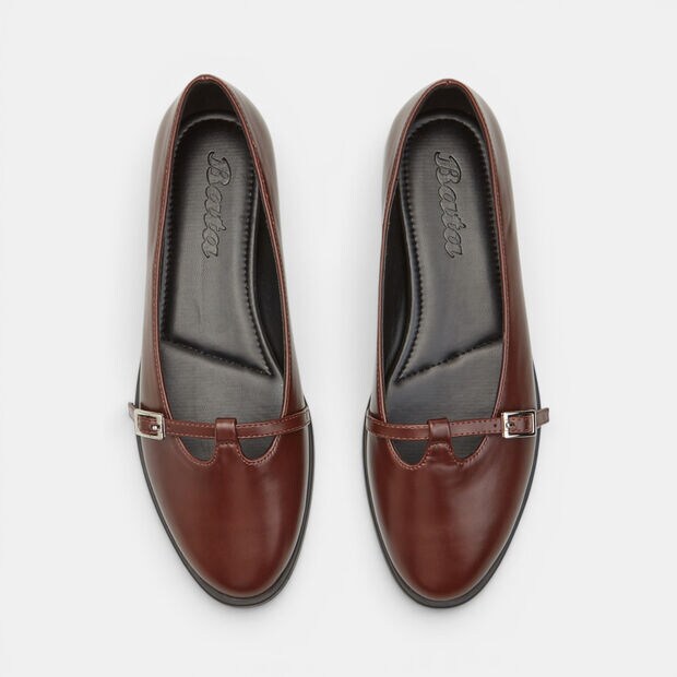 Ballerina with elegant Bata strap, Brown