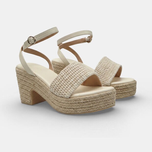 Women's wedge sandal with ankle strap Bata, White