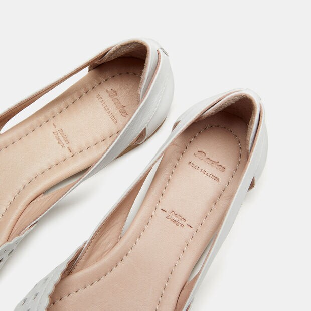 Women's Leather Ballet Flats, White