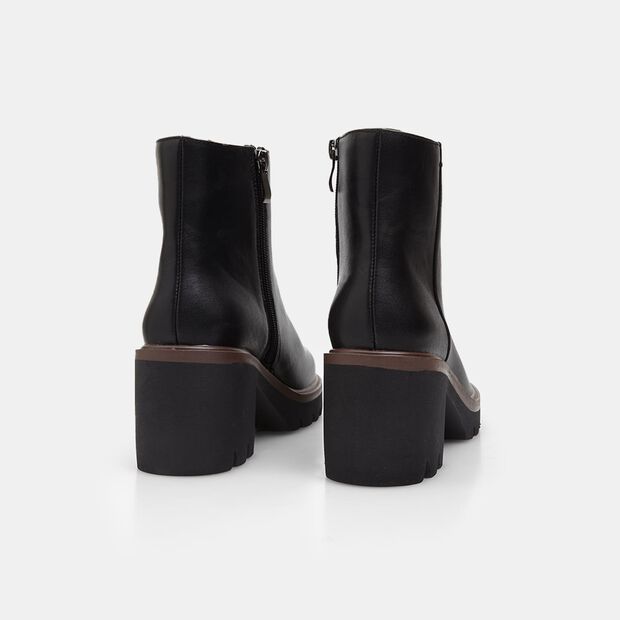Bot&iacute;n de mujer con tac&oacute;n BATA, Negro