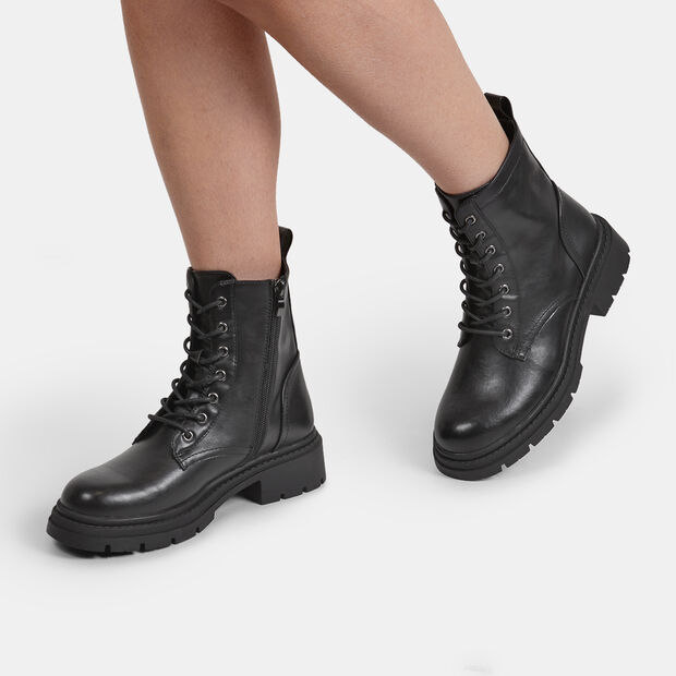 Anfibios de mujer Bata, 