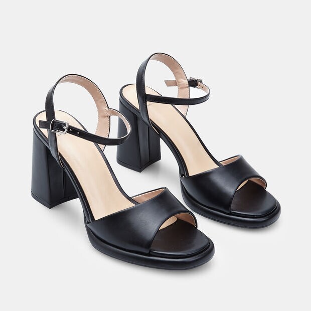 Sandalias para mujer con tiras en el tobillo BATA, 