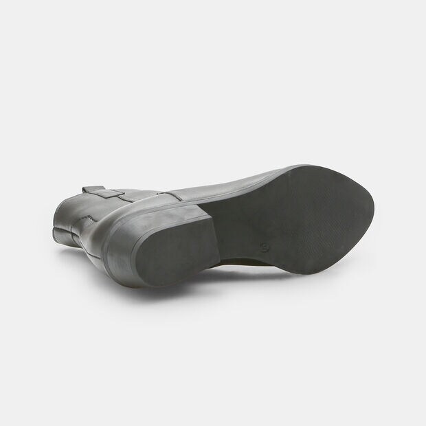 Bot&iacute;n vaquero para mujer de cuero BATA, Negro