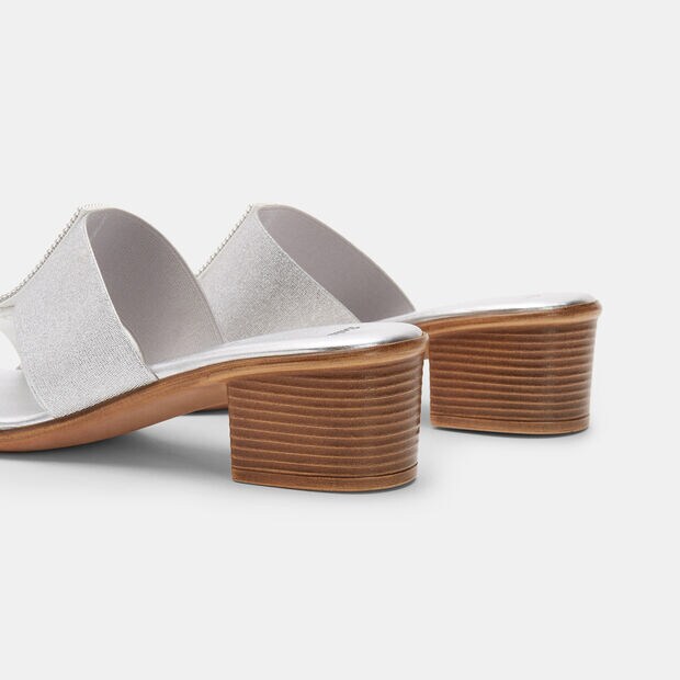 Sandalias mules para mujer con tac&oacute;n midi y strass , Blanco