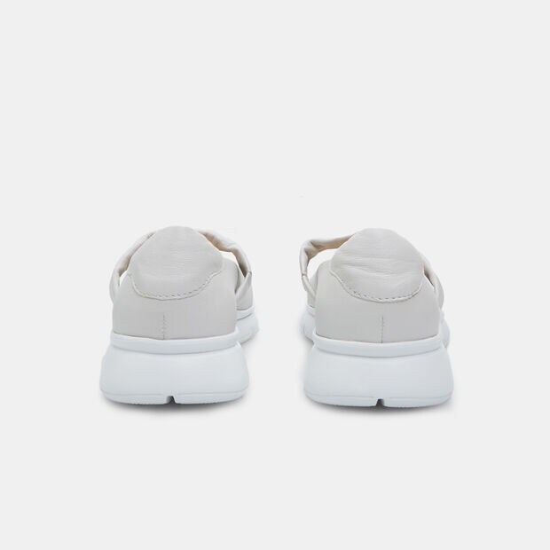 Sneakers de mujer en cuero, 